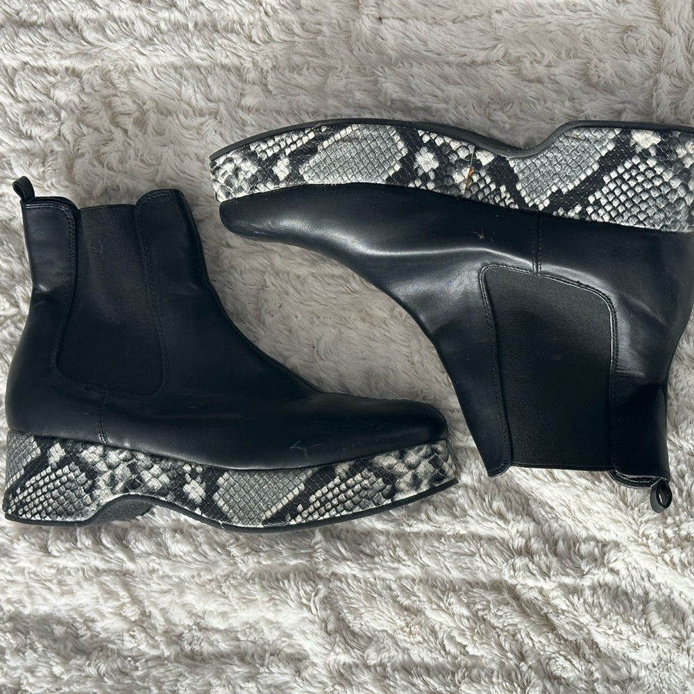 Chelsea boots from Urban Outfitters